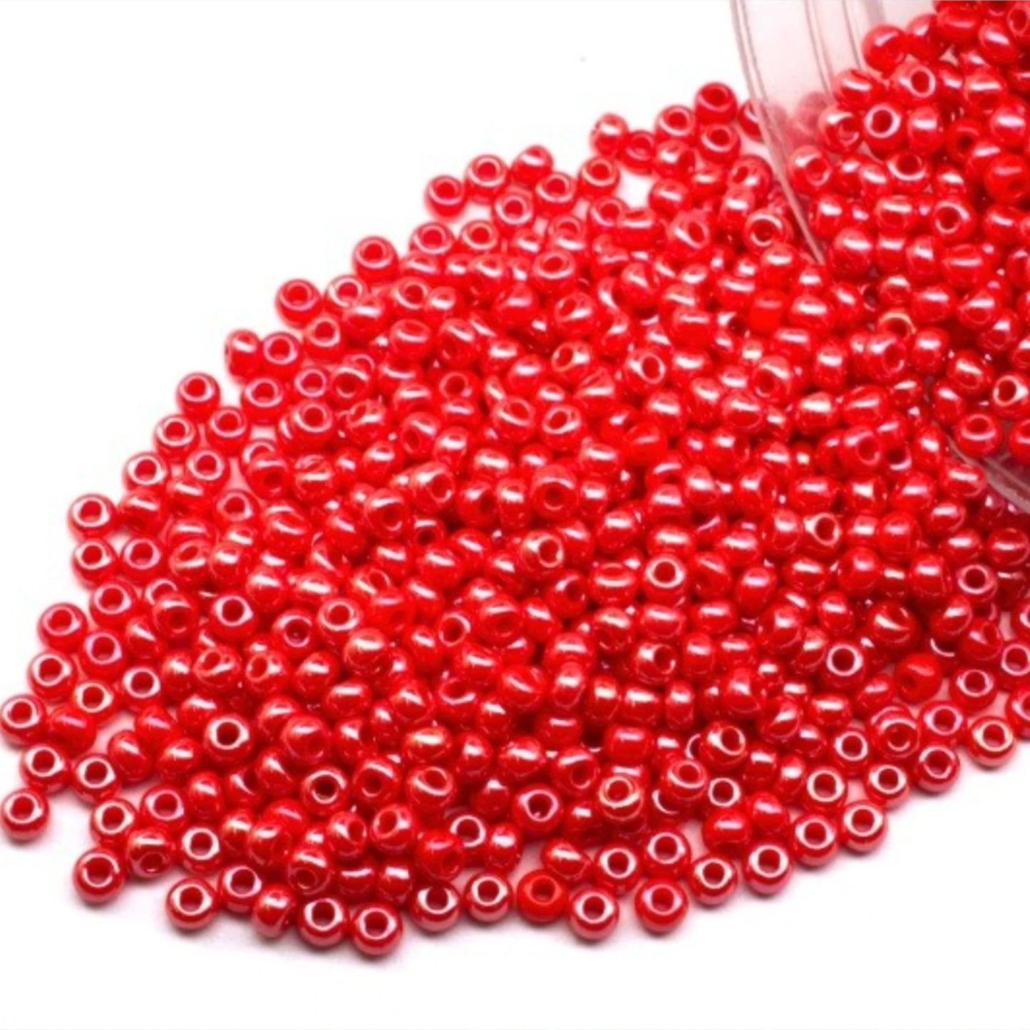 10/0 98170 Preciosa Seed Beads. Opaque Sfinx red.