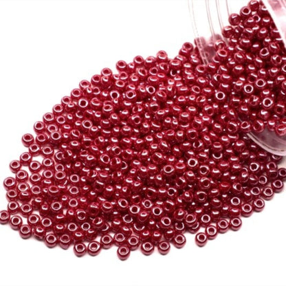 10/0 98190 Preciosa Seed Beads. Opaque Sfinx red.